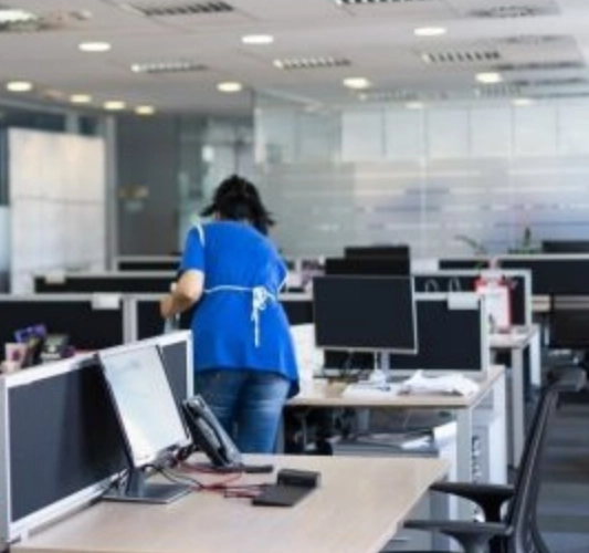 Nettoyage professionnel de bureaux et locaux d’entreprises à Beaulon (03230)