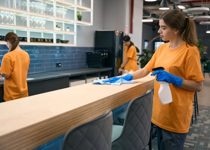 Entreprise de nettoyage de bureaux à Saint-Martin-des-Olmes (63600) – Prestations sur mesure